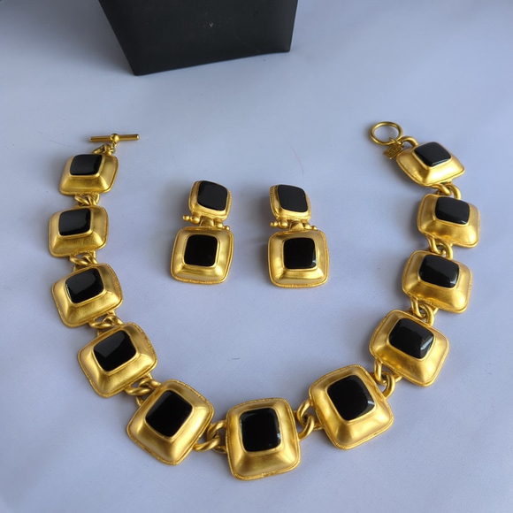Vintage Anne Klein Black Enamel Chunky Necklace and Earrings - Picture 6 of 10